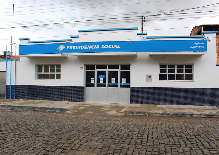 Funcionários do INSS entram em greve na Bahia