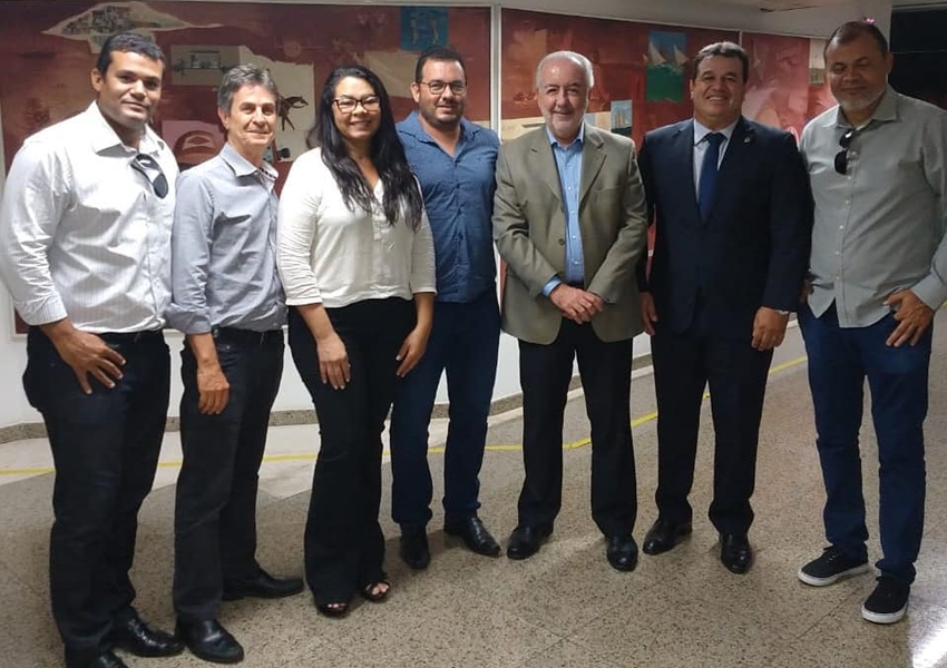 Deputado Marquinho Viana solicita mais obras de infraestrutura para Boquira