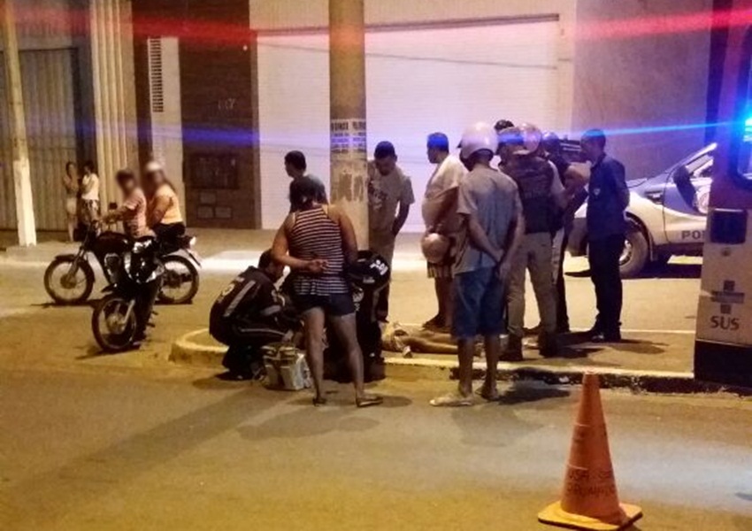 Brumado: homem morre após colidir moto contra poste na Avenida Lindolfo Azevedo Brito