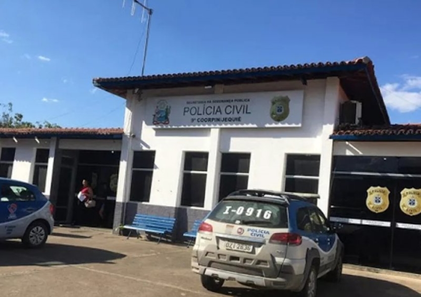 Mulher é encontrada morta dentro de casa no sudoeste baiano