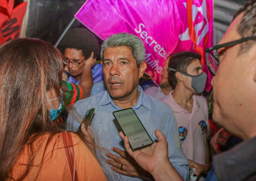 'Não adianta tentar pegar carona em nosso trabalho em Salvador', diz Jerônimo no Esquenta PGP