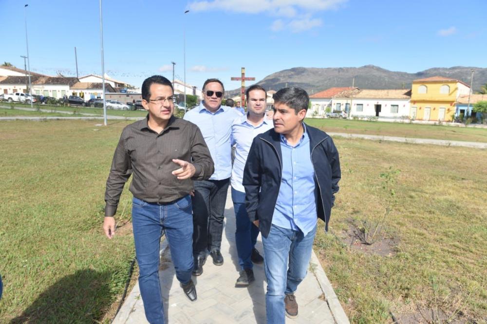 ACM NETO visita Rio de Contas e recebe apoio de Dr. Cristiano Azevedo