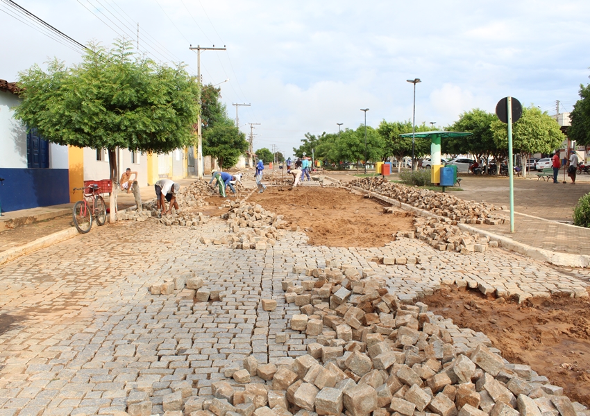 Chuvas causam estragos em vias de Livramento