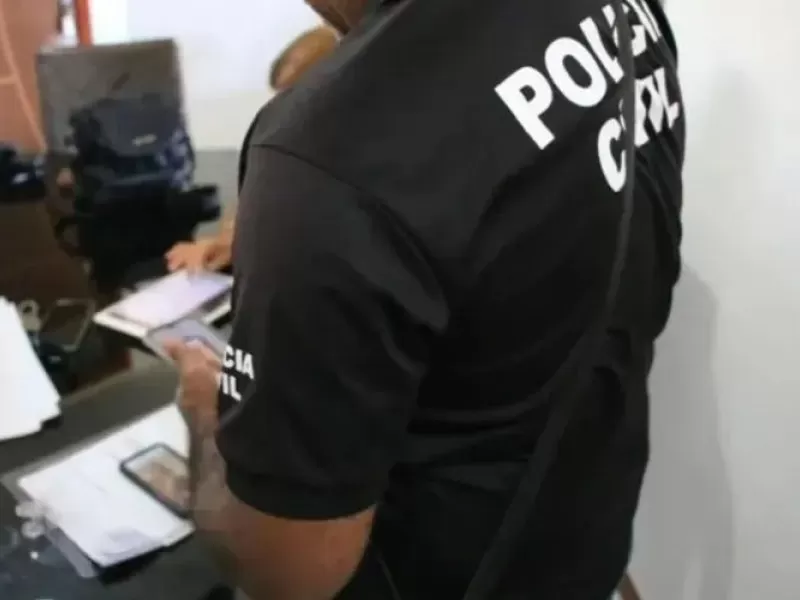 Homem cai do 5º andar de hotel em Salvador e está em estado grave