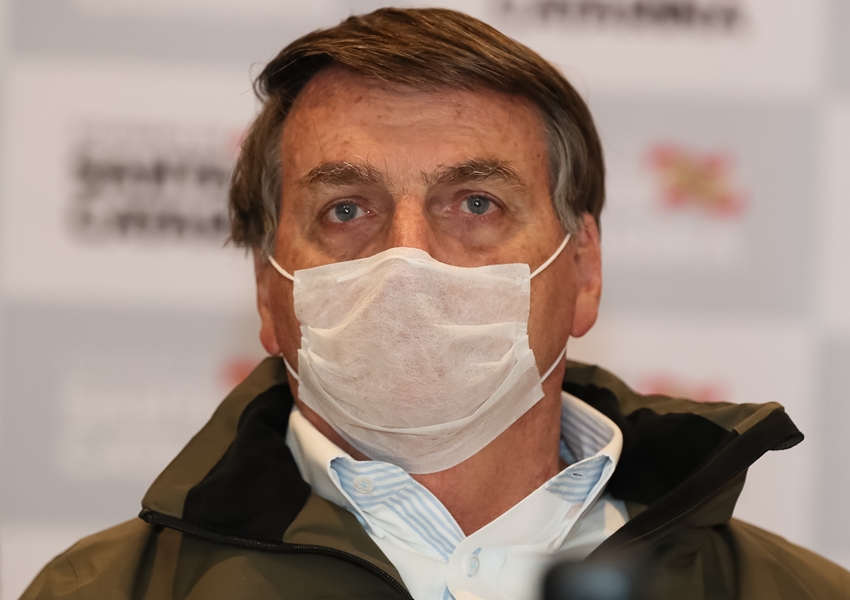 Presidente Jair Bolsonaro está com coronavírus