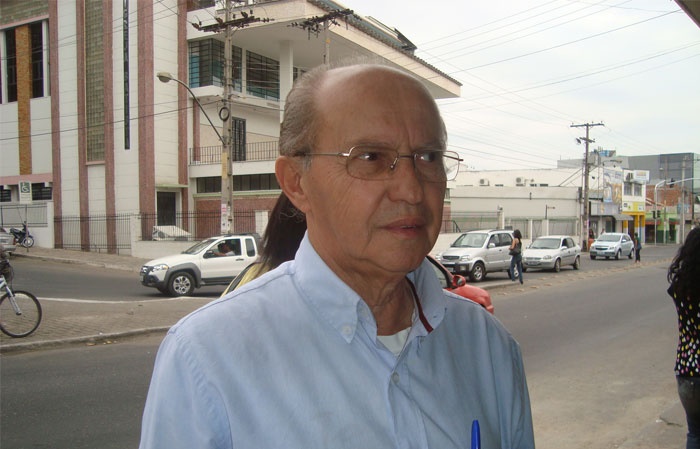 Luciano Ribeiro apresenta Moção de Pesar pela morte do deputado federal Coriolano Sales