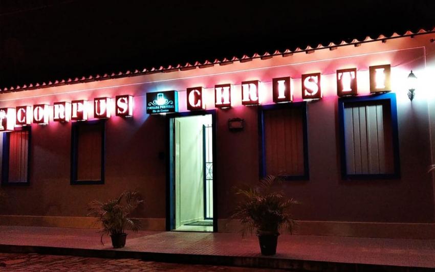 Moradores de Rio de Contas mantêm tradição ao decorar casas para celebrarem Corpus Christi