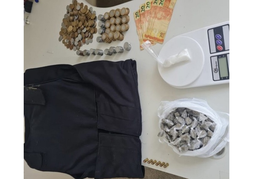 Ibirapitanga: PM apreende colete balístico, maconha e cocaína no distrito de Itamarati