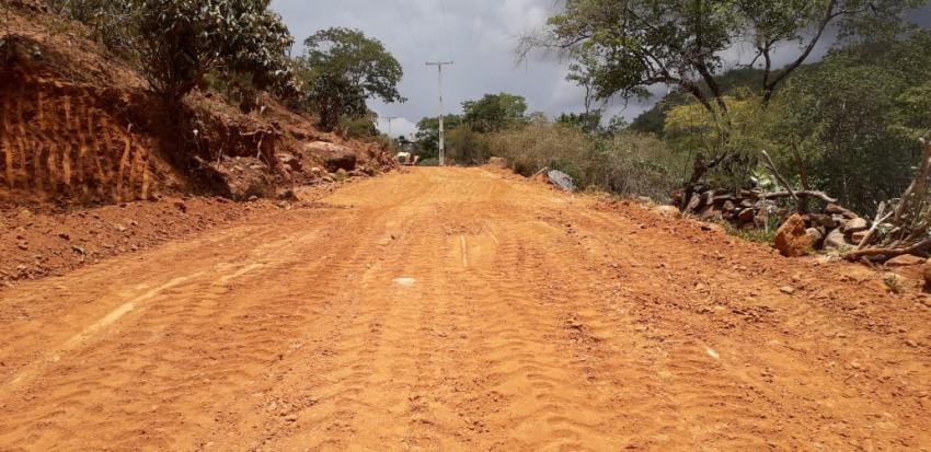 Ricardinho anuncia recuperação de estradas na zona rural de Livramento