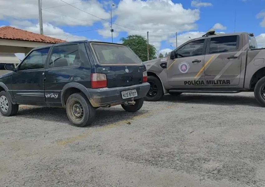 Veículo com restrição judicial é apreendido pela CIPRv na BA-026, em Tanhaçu