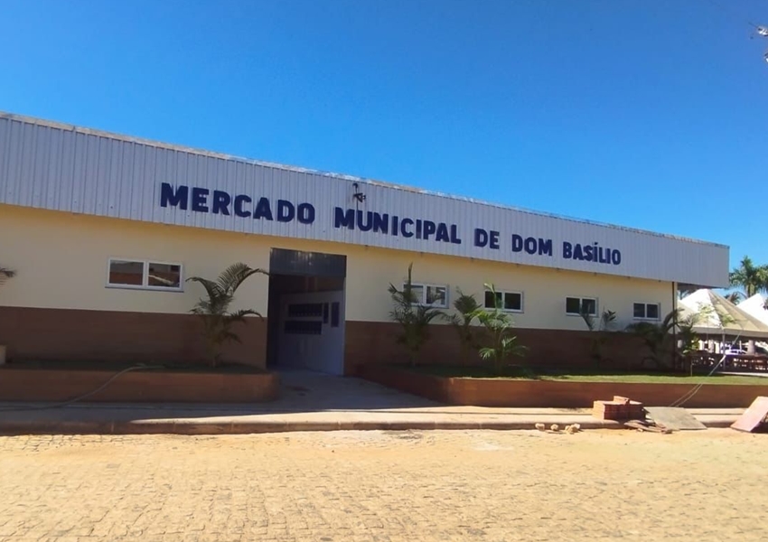 Governador em exercício inaugura obras no município de Dom Basílio, nesta sexta (14)