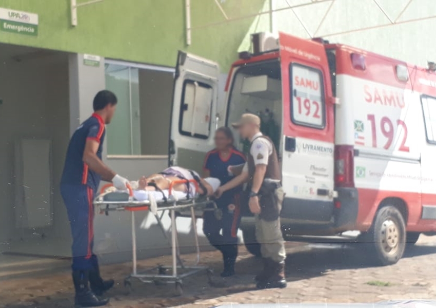 Mulher ameaça se matar com faca e é desarmada pela Polícia em Livramento