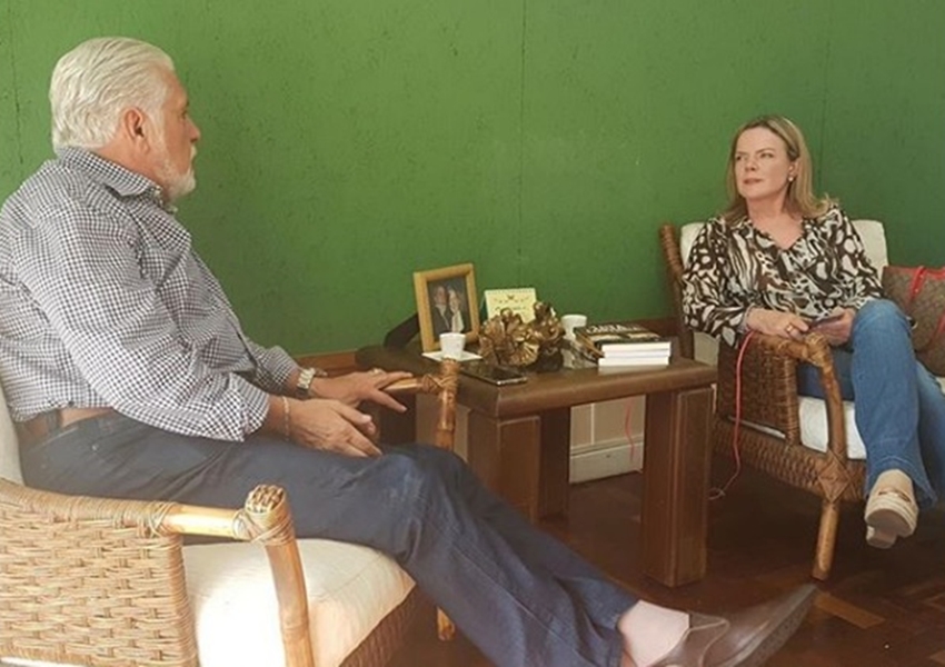 Justiça autoriza visita de Wagner e Gleisi a Lula