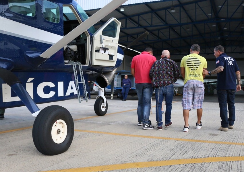 Suspeitos de sequestrar empresário e ex-prefeito de Valença são transferidos para Salvador