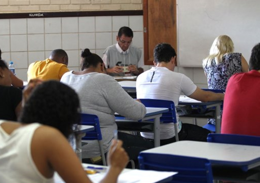 Piso salarial para o magistério é reajustado em 4,17%, aponta MEC