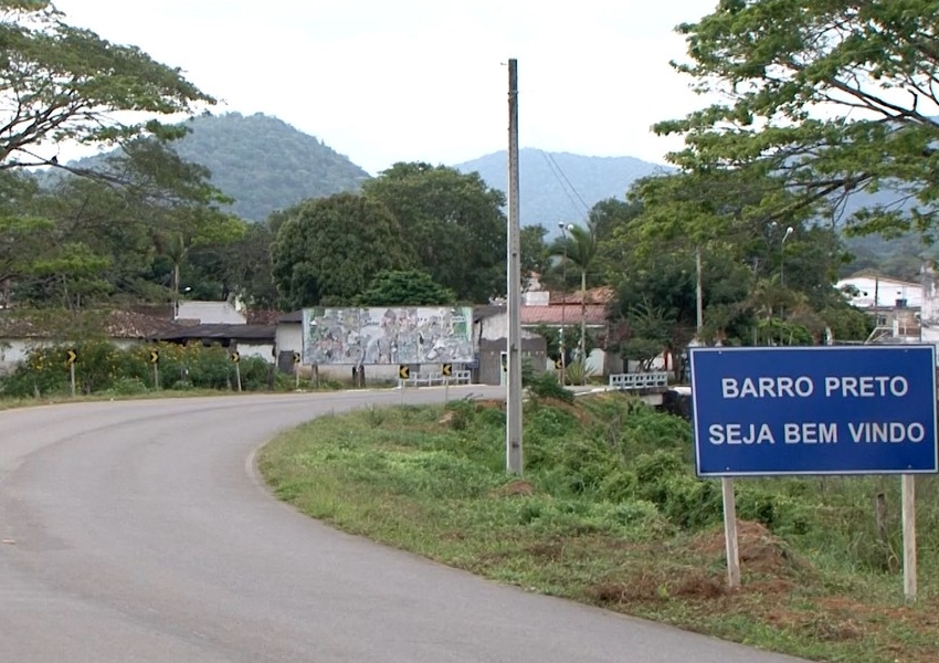 Barro Preto: Adolescente e jovem são mortos a tiros durante festa 'paredão'
