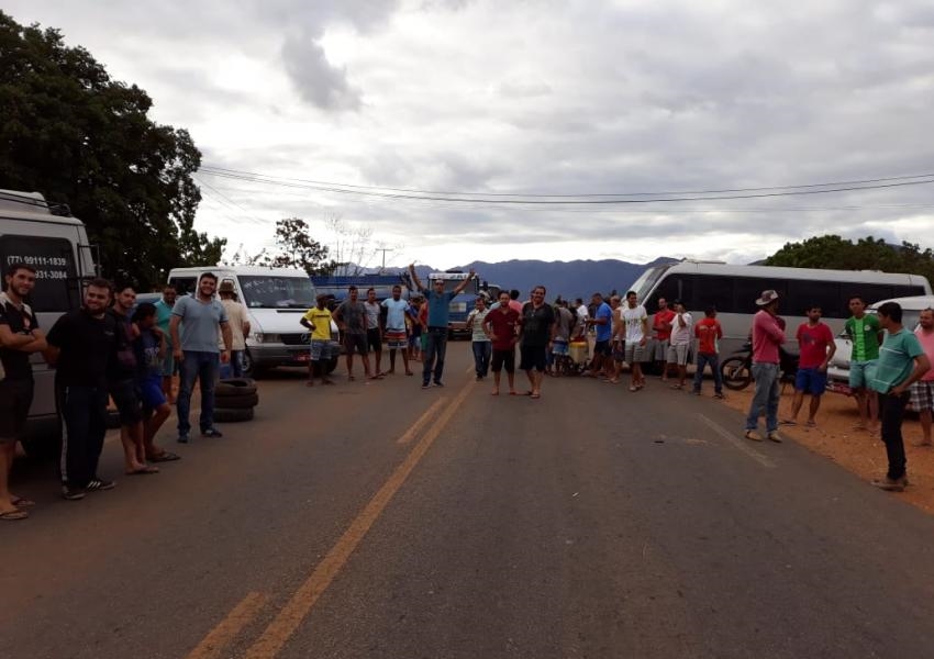 Caminhoneiros podem realizar parada nacional para 1º de fevereiro
