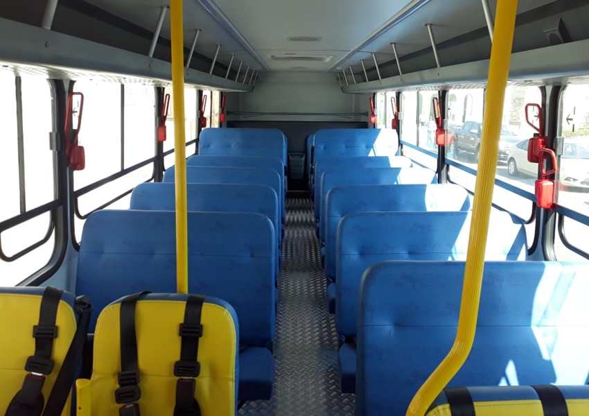 Prefeitura de Livramento recebe ônibus escolar do FNDE