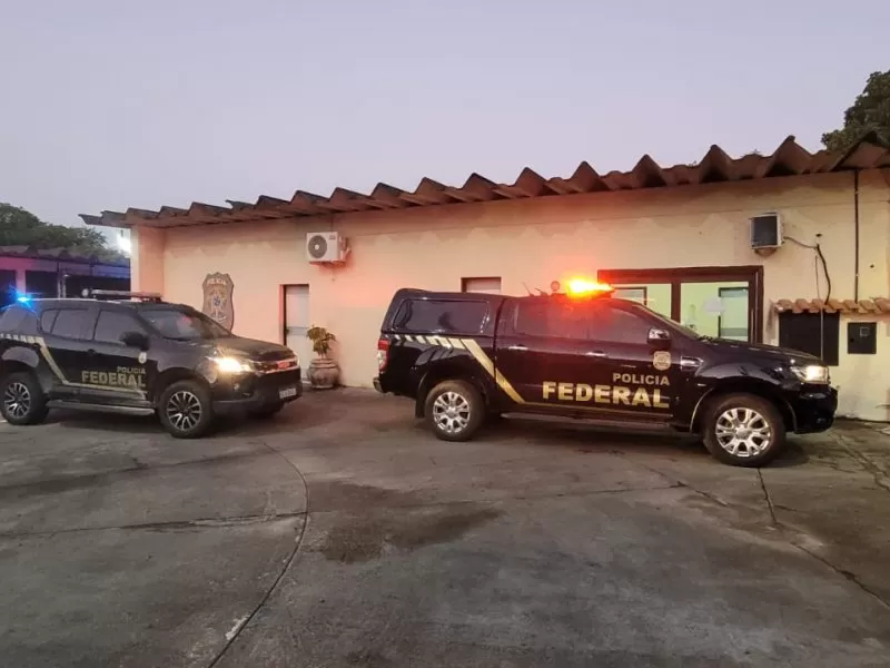 Operação da PF mira em desvios de recursos para manutenção de prédios públicos em Ilhéus
