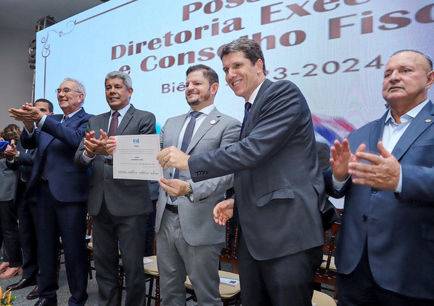 Autoridades marcam presença na posse de Quinho como presidente da UPB