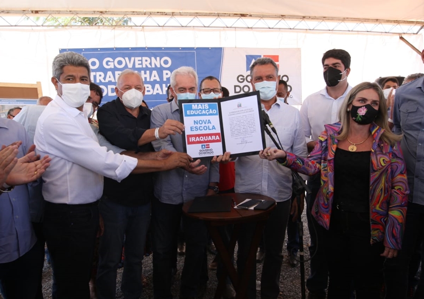 Iraquara: Governo entrega obras de abastecimento e anuncia investimentos
