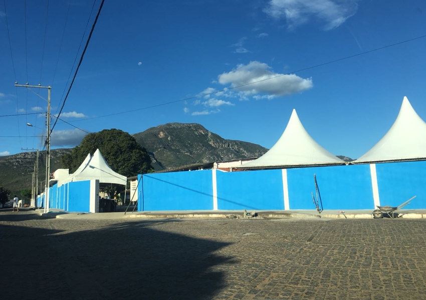 Falta pouco para o Forró do Mica em Livramento de Nossa Senhora; Evento contará com show de Mano Walter