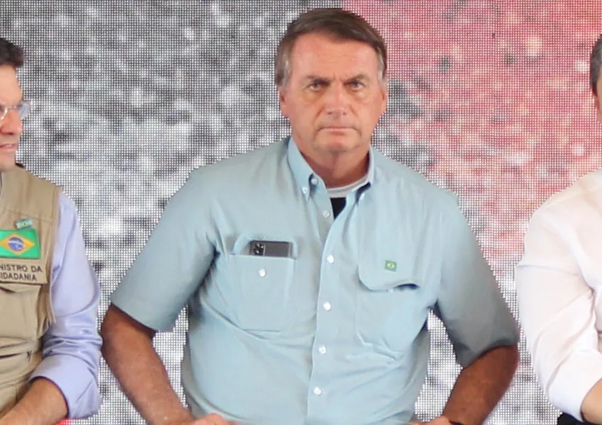 Defesa de Bolsonaro e aliados tem até quarta para alegações finais no STF