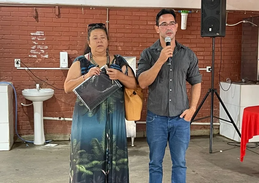 Ana Paula Soares deixa direção do Colégio João Vilas Boas e Thiago Amaral assume o cargo