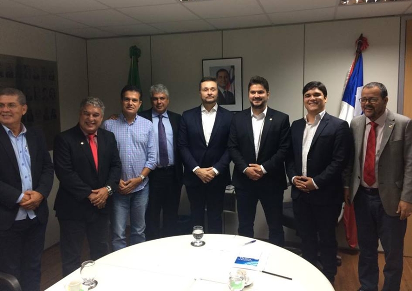 Deputado Vitor Bonfim participa de audiência na Secretaria da Fazenda do Estado