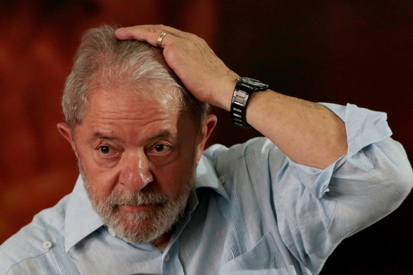 TRF4 rejeita recurso de Lula e mantém condenação à prisão