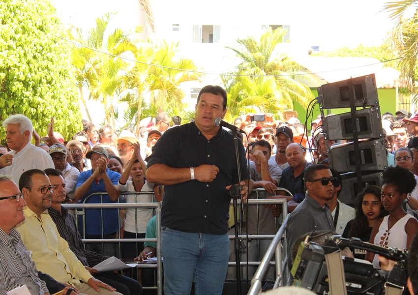 Deputado Marquinho Viana comemora recuperação de estrada que liga Érico Cardoso a Paramirim