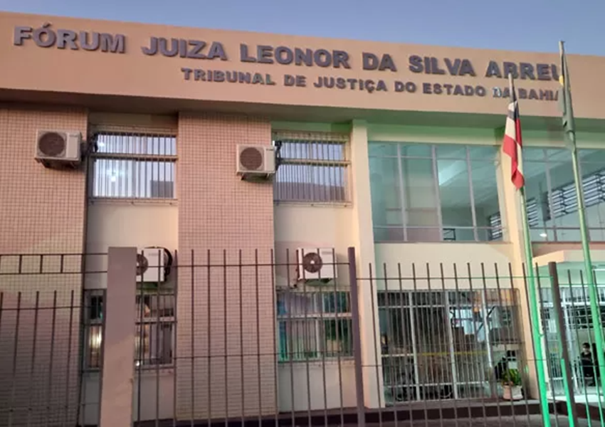 Brumado: Criminosos arrombaram o Fórum Juíza Leonor da Silva Abreu