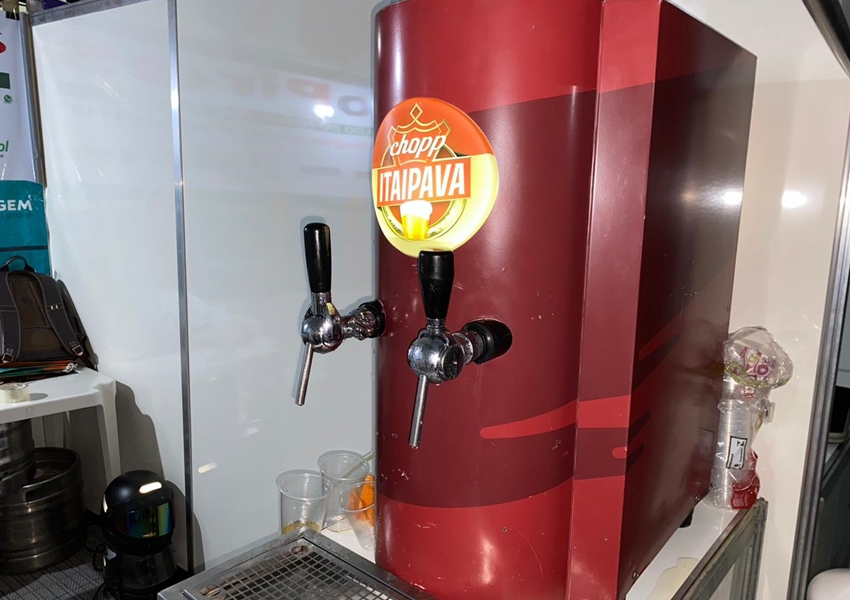 Agro Pires apresenta parceria com Isaís Bar e oferece chopp gelado durante evento itinerante da Faesb/Senar