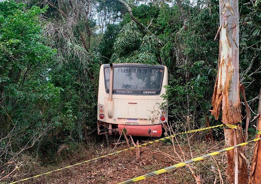 Acidente fatal na BA-900 tira a vida de motorista de ônibus em Barra da Estiva