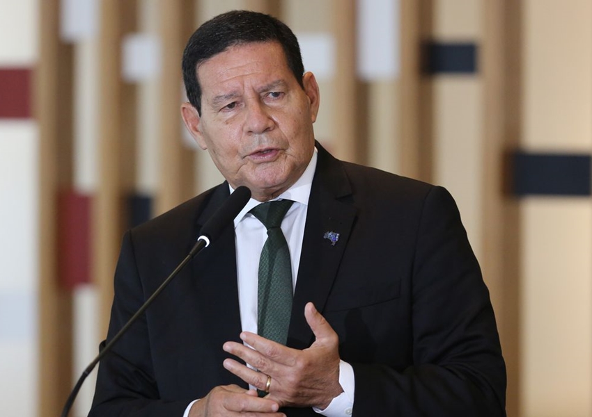 'Apurar o quê? Os caras já morreram tudo, pô', diz Mourão sobre tortura na ditadura militar