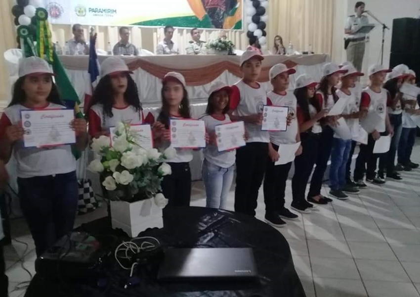 Paramirim: 138 alunos participam de formatura do PROERD