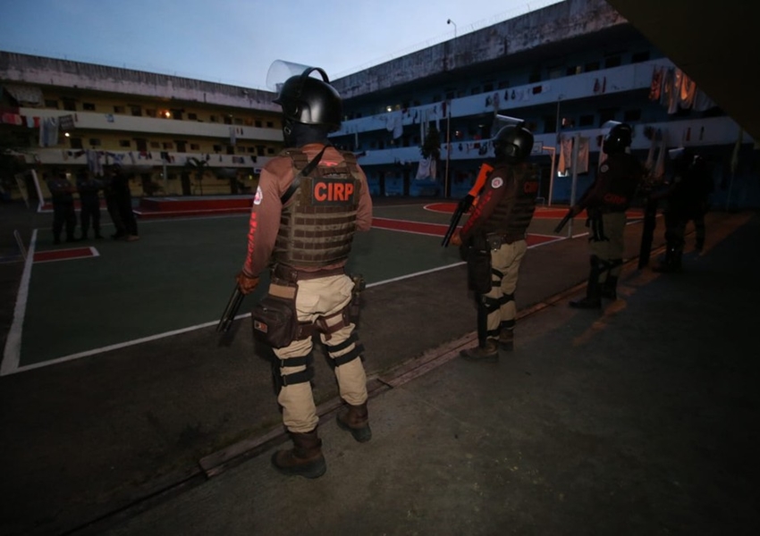 Tentativa de fuga e briga entre internos resultaram nas mortes de cinco detentos, na tarde de domingo (20)