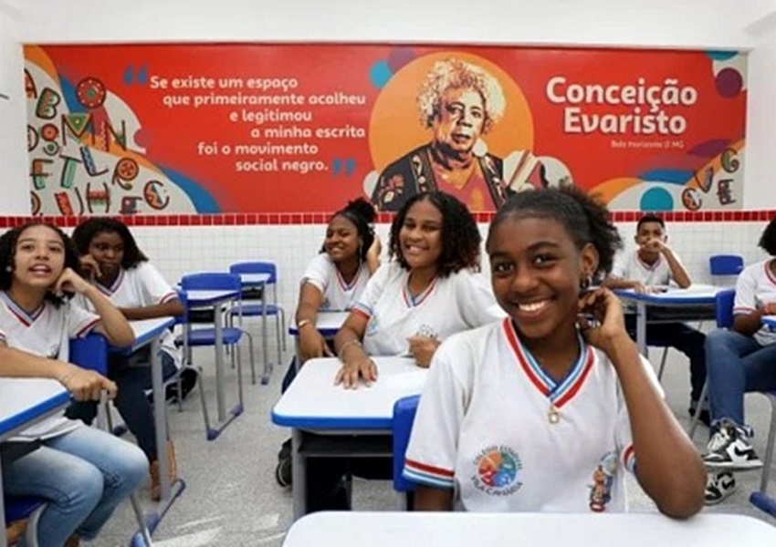 Com mais de 660 mil estudantes, rede estadual inicia ano letivo nesta segunda (6)