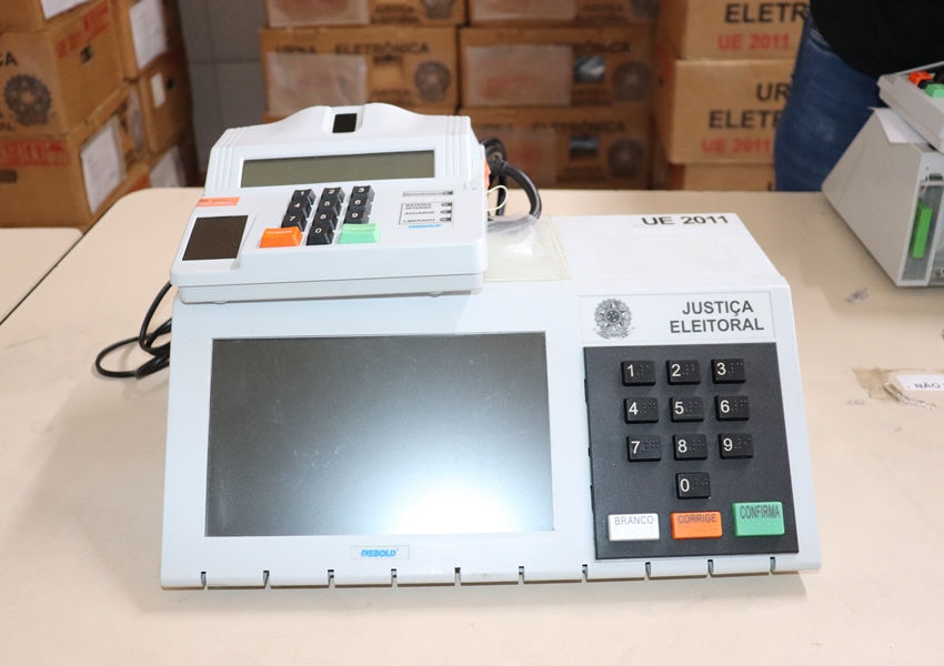 Ministério da Defesa entrega relatório sobre o sistema eleitoral sem apontar fraude