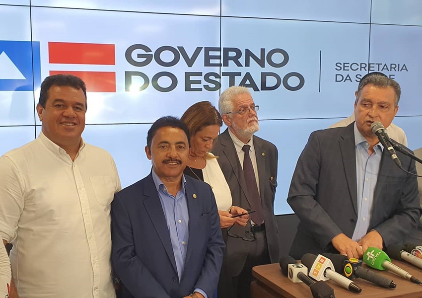 Deputado Marquinho Viana com Rui Costa na inauguração da Central Integrada de Comando e Controle da Saúde