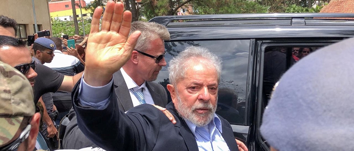 Em decisão unânime, 5ª Turma do STJ mantém condenação de Lula e reduz pena para 8 anos e 10 meses