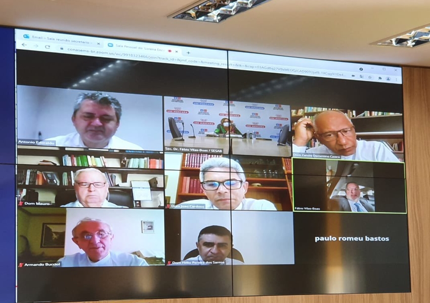 Bispo Dom Armando Bucciol participa de reunião com o secretário da Saúde da Bahia, Fábio Vilas-Boas