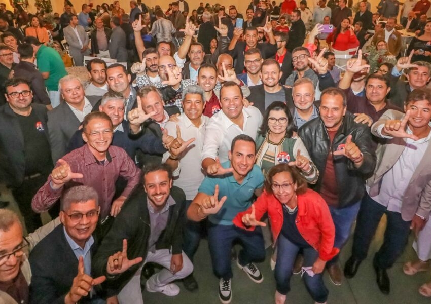 Jerônimo tem apoio de 24 dos 26 prefeitos  da Região Sudoeste