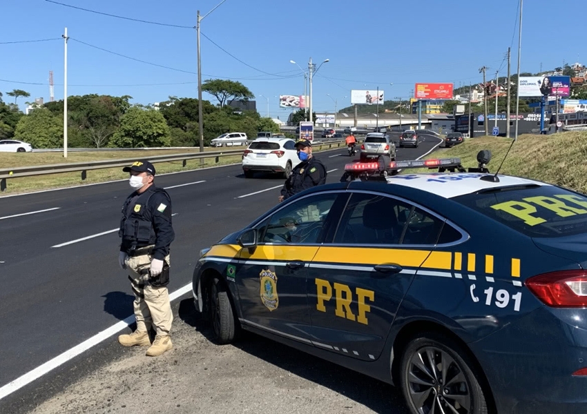 PRF divulga dados do feriadão com menos acidentes e mais mortos