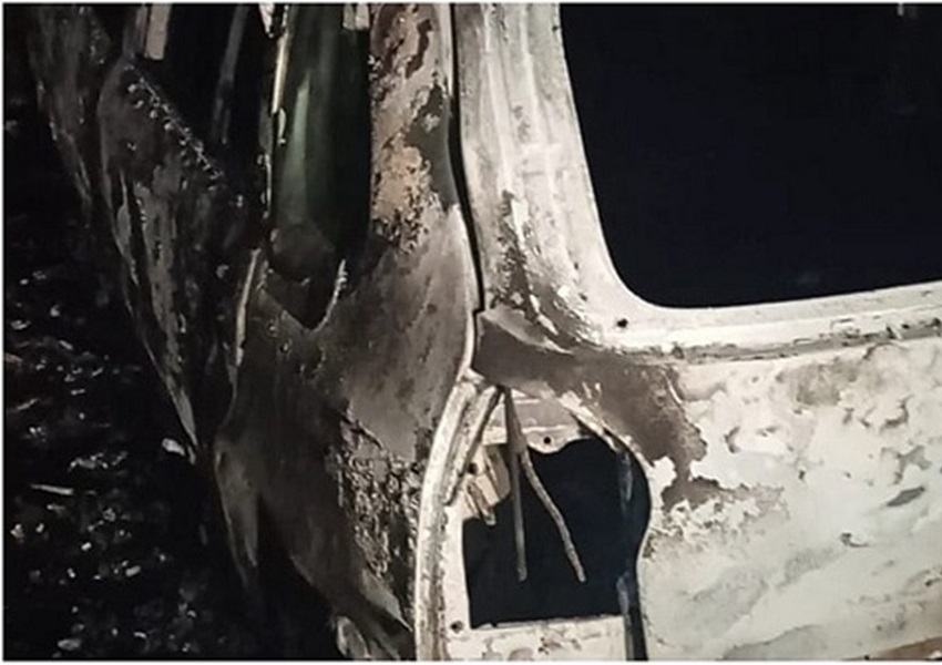 Jovem é achado morto em carro incendiado no extremo sul da Bahia