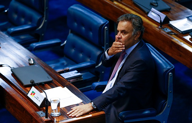 Alexandre de Moraes manda Aécio Neves e mais 7 parlamentares para primeira instância