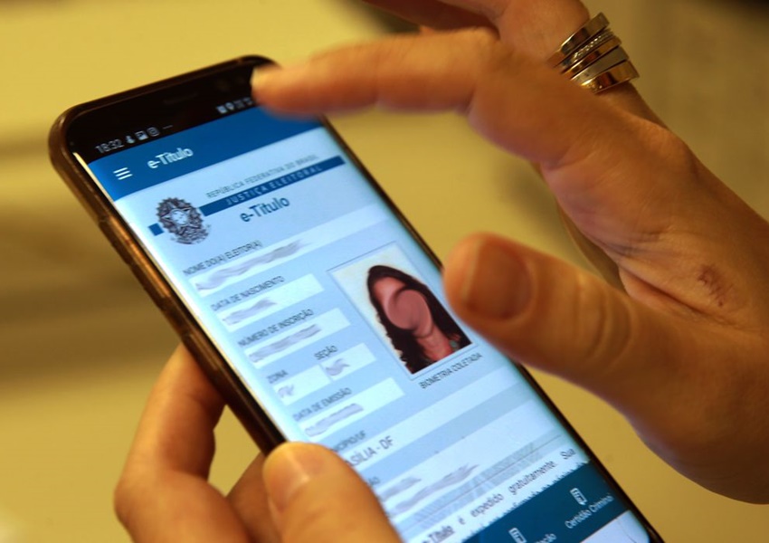 Jovens que completaram 15 anos já podem tirar o título de eleitor