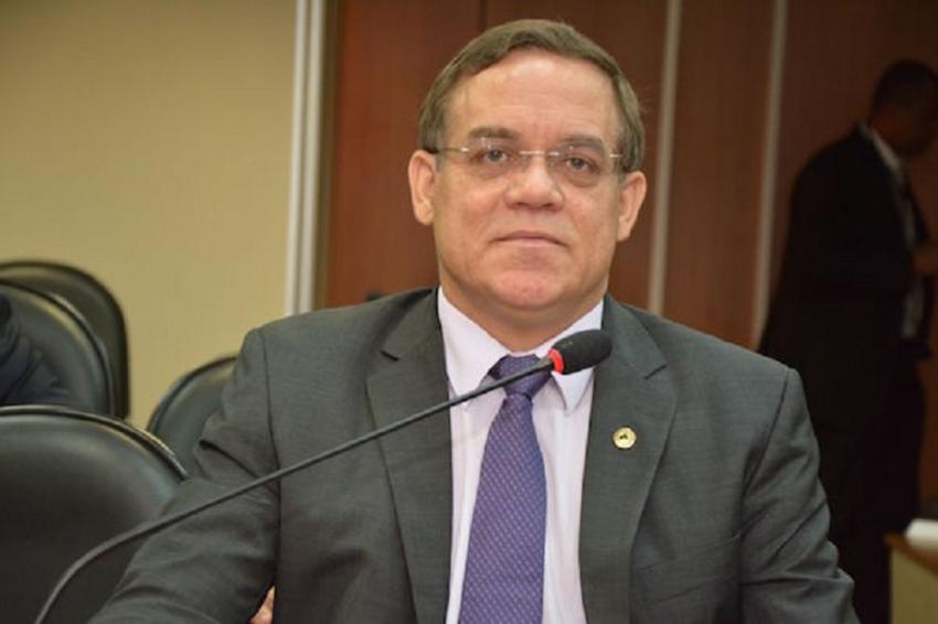 Líder da Oposição denuncia débito de R$2 mi do governo com unidade de saúde de Brumado