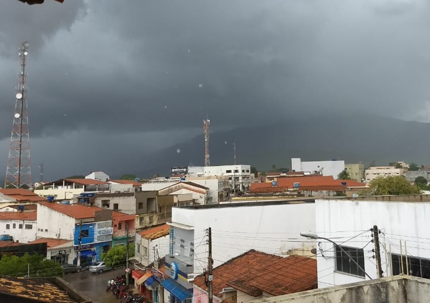 Previsão do tempo indica chuvas na região nos próximos dias