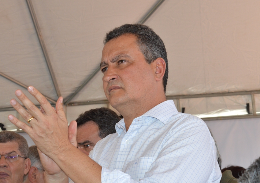 Governo destina R$ 44 milhões para alimentação de estudantes da rede estadual